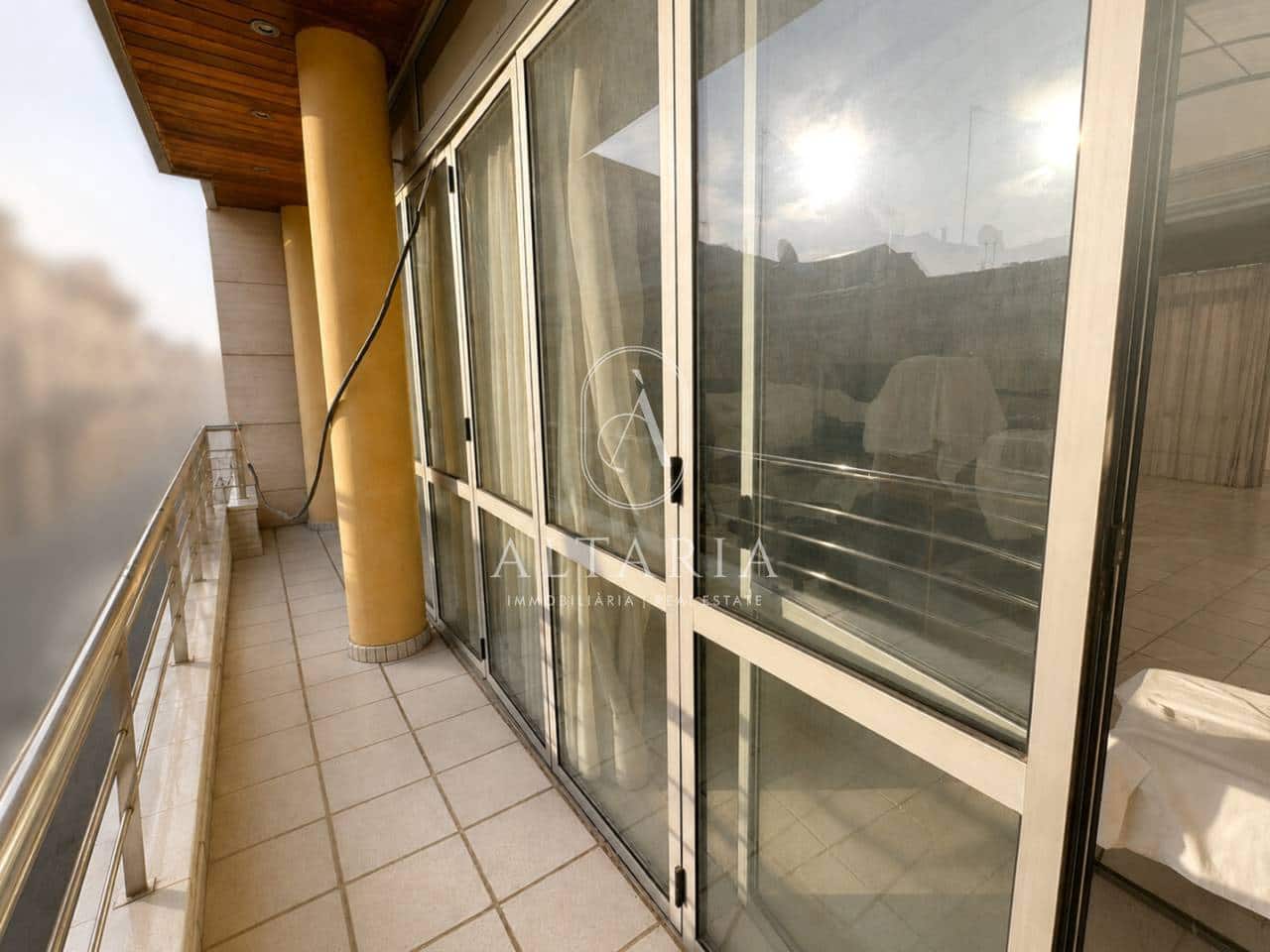 Local Comercial de 3 habitaciones en Malgrat de Mar en venta con garaje - 255.000 € (Ref: 10027697)