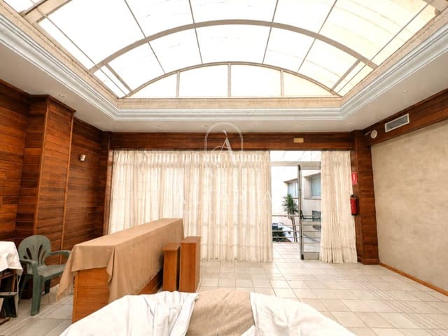 Local Comercial de 3 habitaciones en Malgrat de Mar en venta con garaje - 255.000 € (Ref: 10027697)
