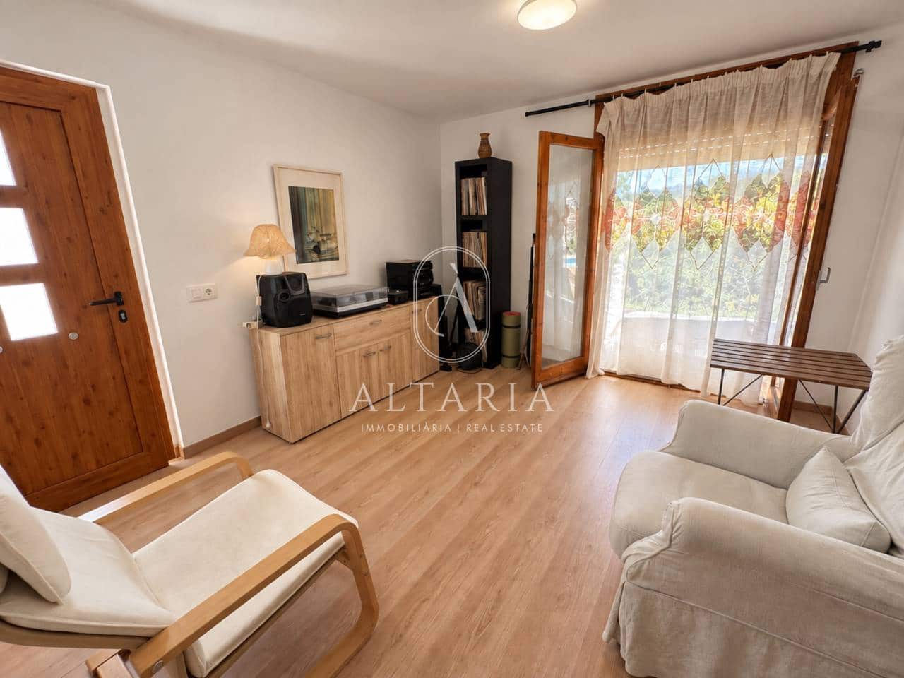 3 camera da letto Villa in vendita in Pineda de Mar con piscina garage - 280.000 € (Rif: 10050511)