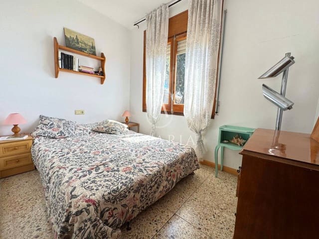3 camera da letto Villa in vendita in Pineda de Mar con piscina garage - 280.000 € (Rif: 10050511)