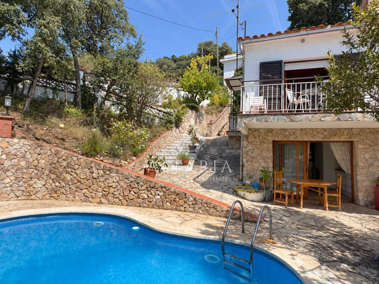 3 camera da letto Villa in vendita in Pineda de Mar con piscina garage - 280.000 € (Rif: 10050511)