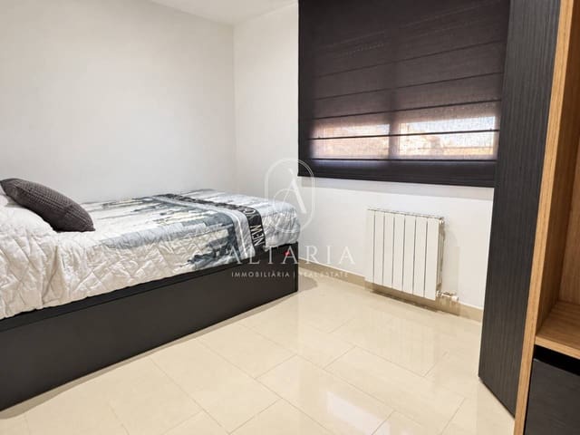 4 sypialnia Willa na sprzedaż w Santa Susanna z garażem - 449 000 € (Ref: 10077352)