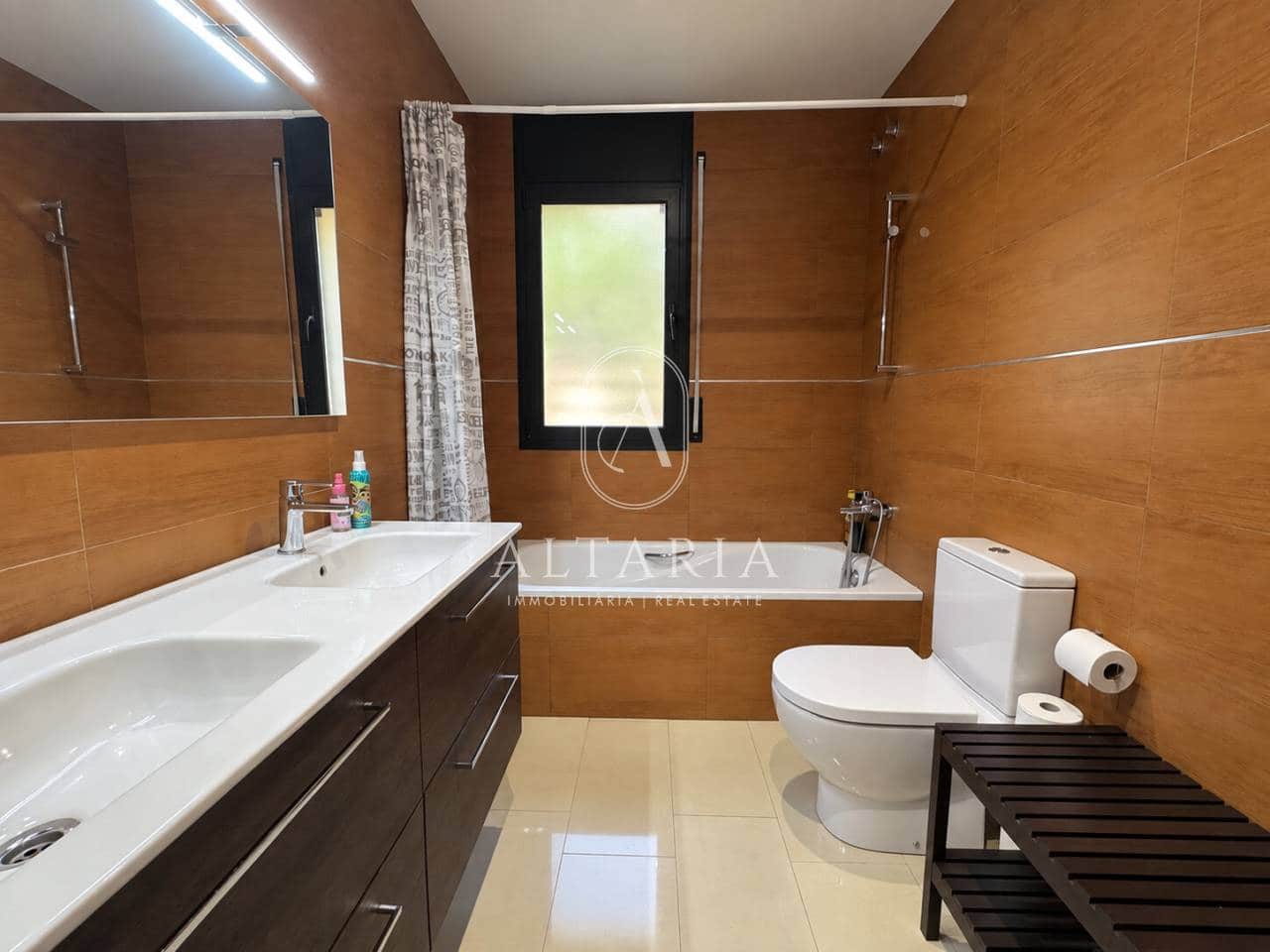 4 sypialnia Willa na sprzedaż w Santa Susanna z garażem - 449 000 € (Ref: 10077352)