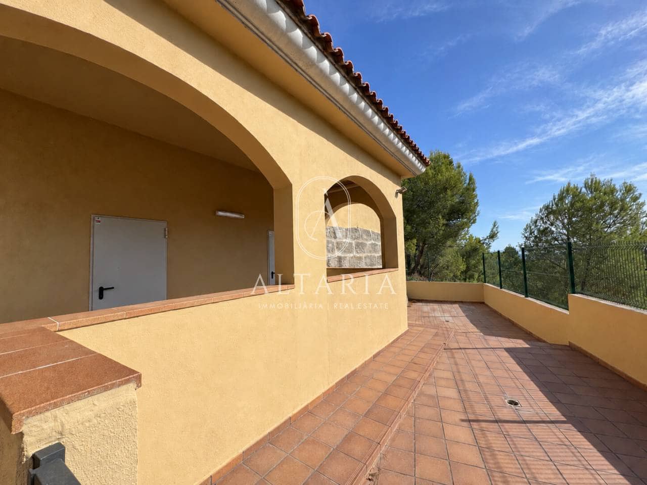 4 sypialnia Willa na sprzedaż w Santa Susanna z garażem - 449 000 € (Ref: 10077352)