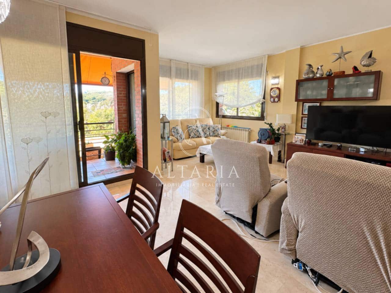 4 bedroom Semi-detached Villa for sale in Arenys de Mar with pool garage - € 648,000 (Ref: 10110464)