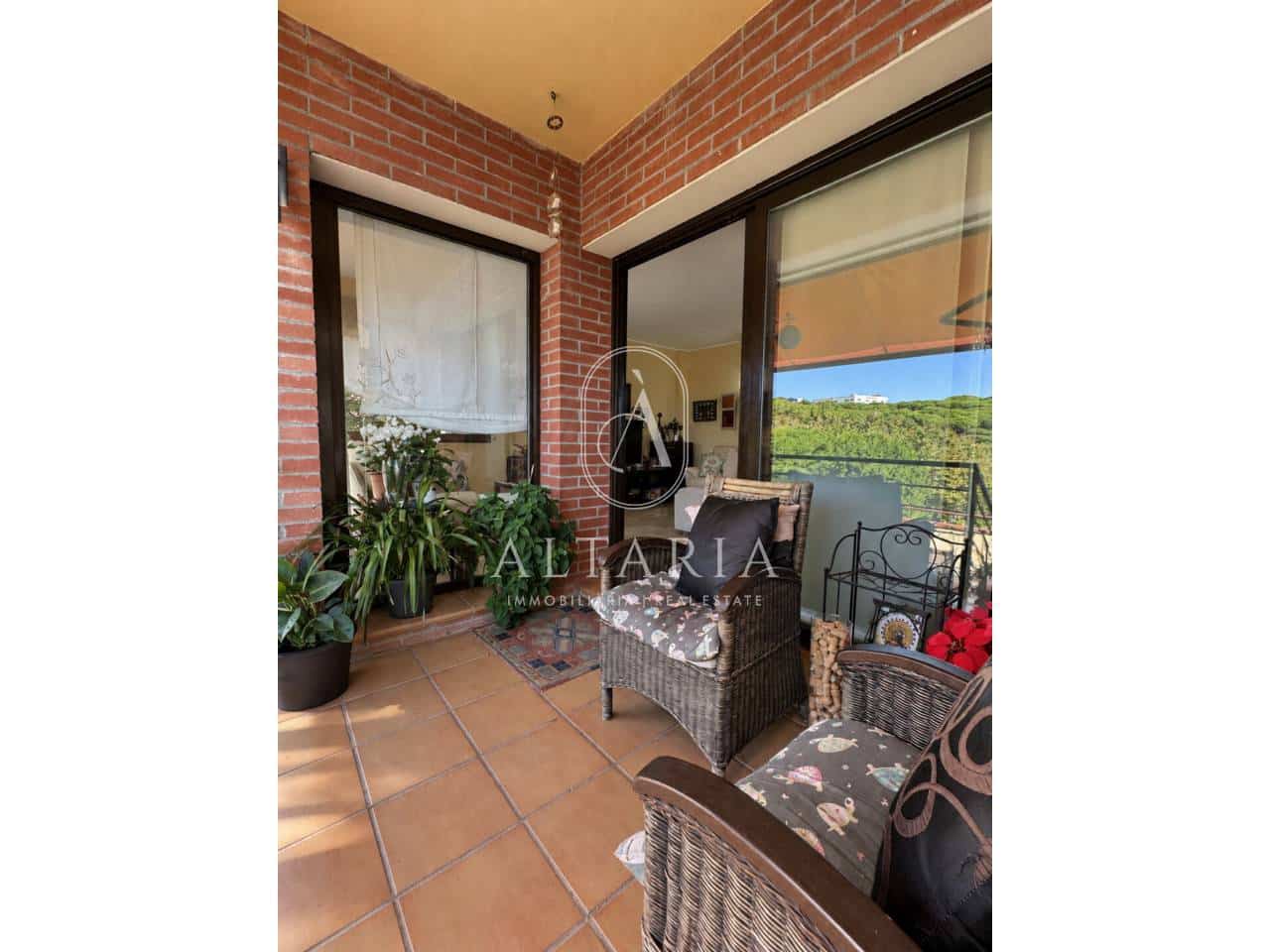 4 bedroom Semi-detached Villa for sale in Arenys de Mar with pool garage - € 648,000 (Ref: 10110464)