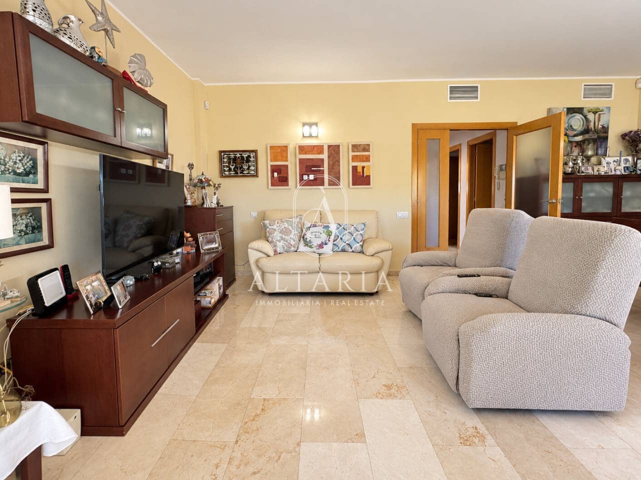 4 bedroom Semi-detached Villa for sale in Arenys de Mar with pool garage - € 648,000 (Ref: 10110464)
