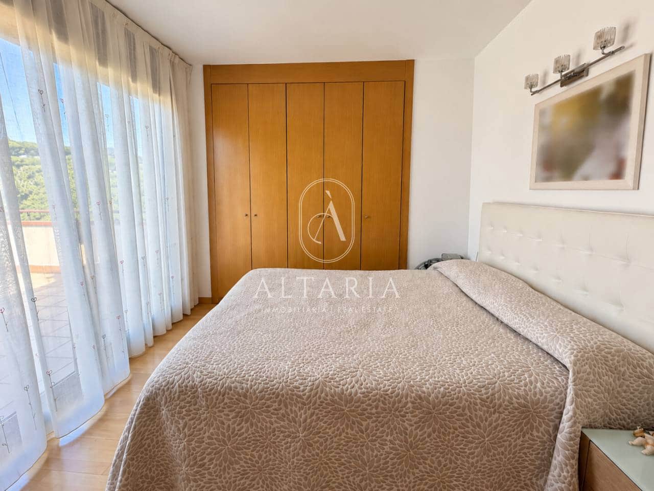 4 bedroom Semi-detached Villa for sale in Arenys de Mar with pool garage - € 648,000 (Ref: 10110464)