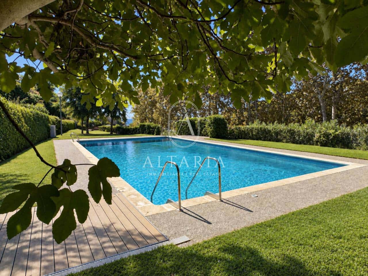 4 bedroom Semi-detached Villa for sale in Arenys de Mar with pool garage - € 648,000 (Ref: 10110464)