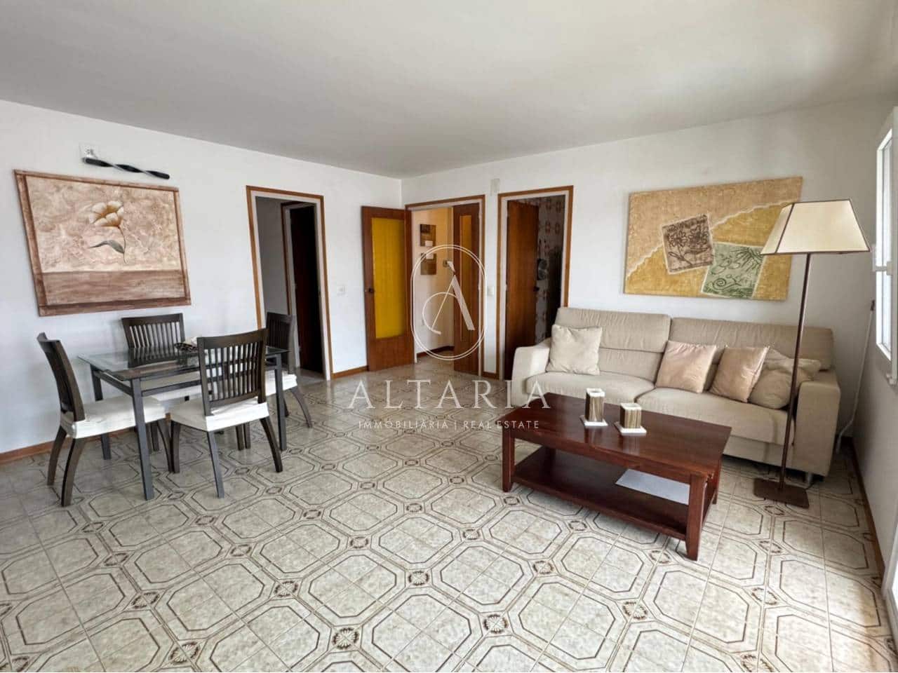 2 slaapkamer Flat te koop in Santa Susanna met zwembad garage - € 199.000 (Ref: 10132678)