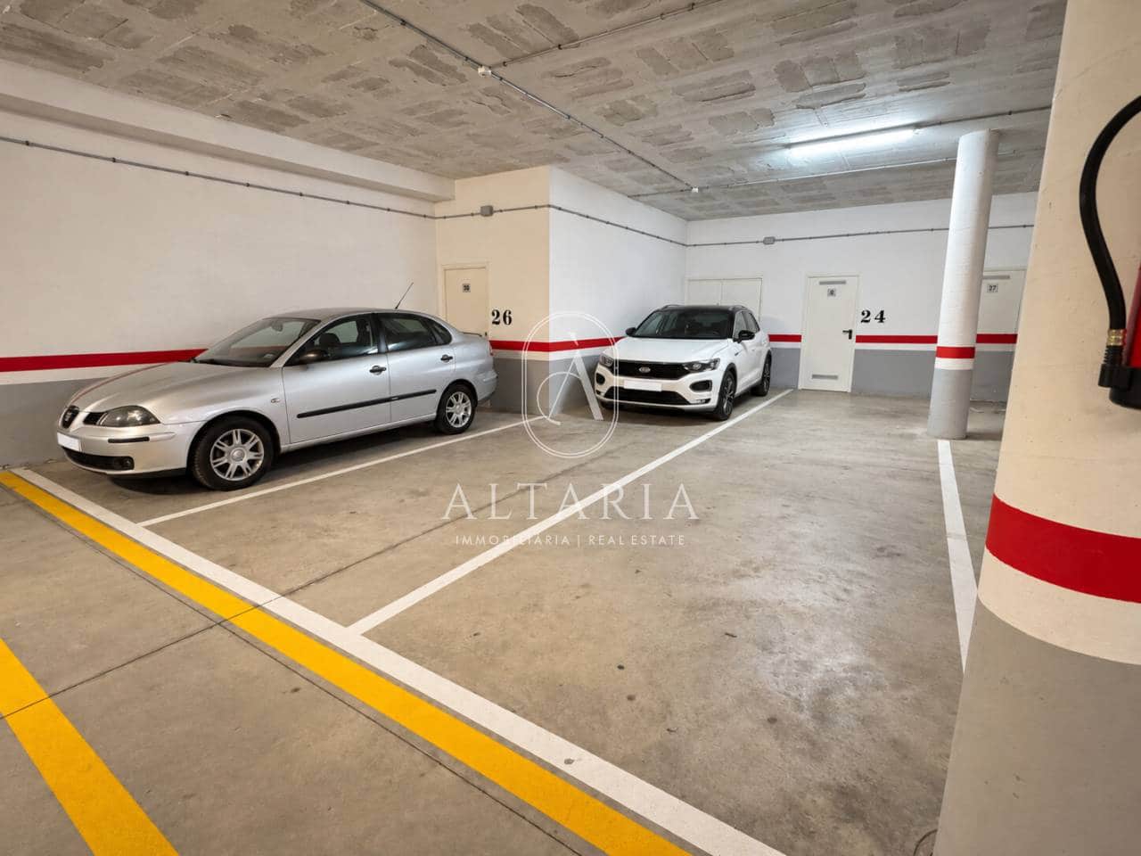2 slaapkamer Flat te koop in Santa Susanna met zwembad garage - € 199.000 (Ref: 10132678)