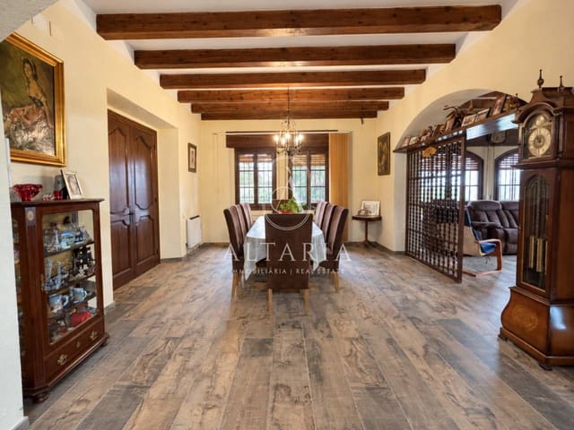 9 slaapkamer Finca/Landhuis te koop in Tordera met zwembad - € 1.295.000 (Ref: 10145657)