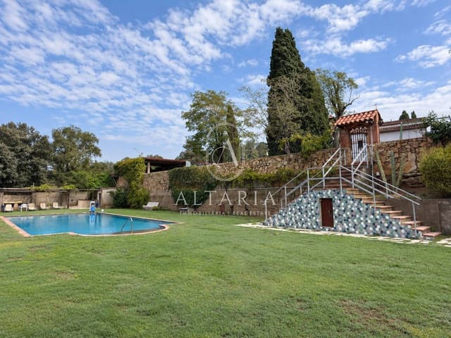 9 slaapkamer Finca/Landhuis te koop in Tordera met zwembad - € 1.295.000 (Ref: 10145657)