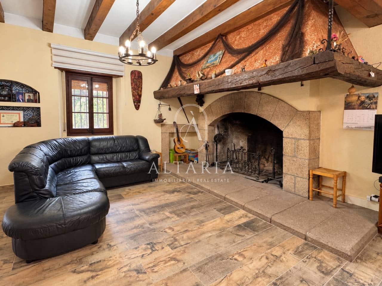 9 slaapkamer Finca/Landhuis te koop in Tordera met zwembad - € 1.295.000 (Ref: 10145657)