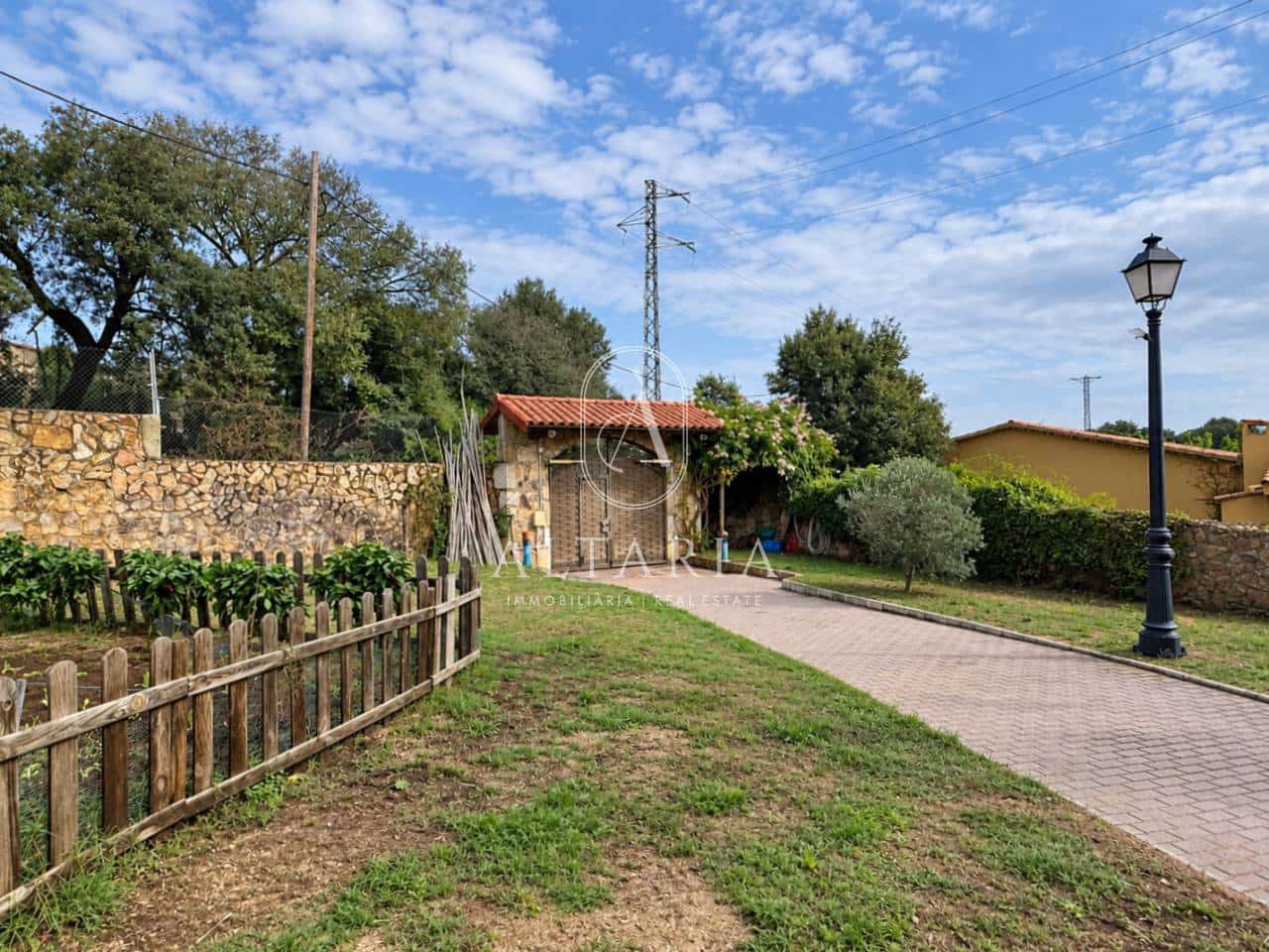 9 slaapkamer Finca/Landhuis te koop in Tordera met zwembad - € 1.295.000 (Ref: 10145657)