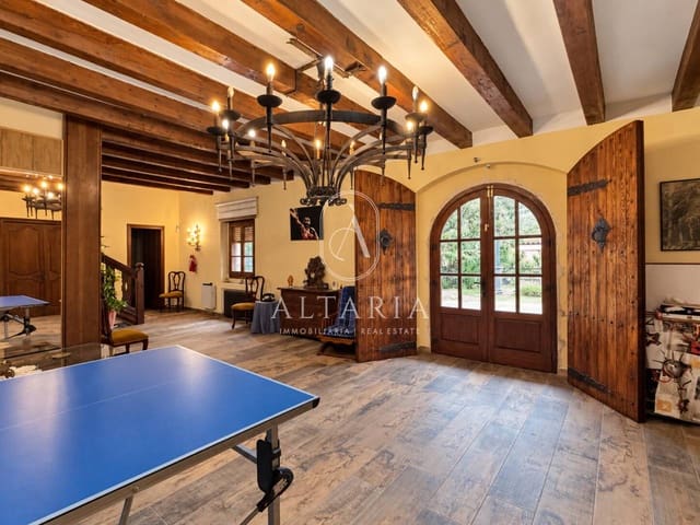 9 slaapkamer Finca/Landhuis te koop in Tordera met zwembad - € 1.295.000 (Ref: 10145657)