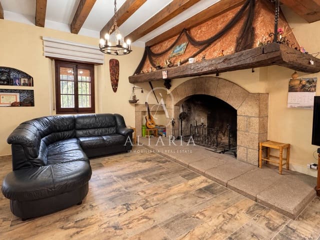 9 slaapkamer Finca/Landhuis te koop in Tordera met zwembad - € 1.295.000 (Ref: 10145657)