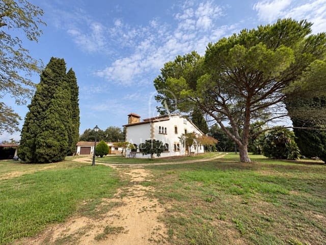9 slaapkamer Finca/Landhuis te koop in Tordera met zwembad - € 1.295.000 (Ref: 10145657)