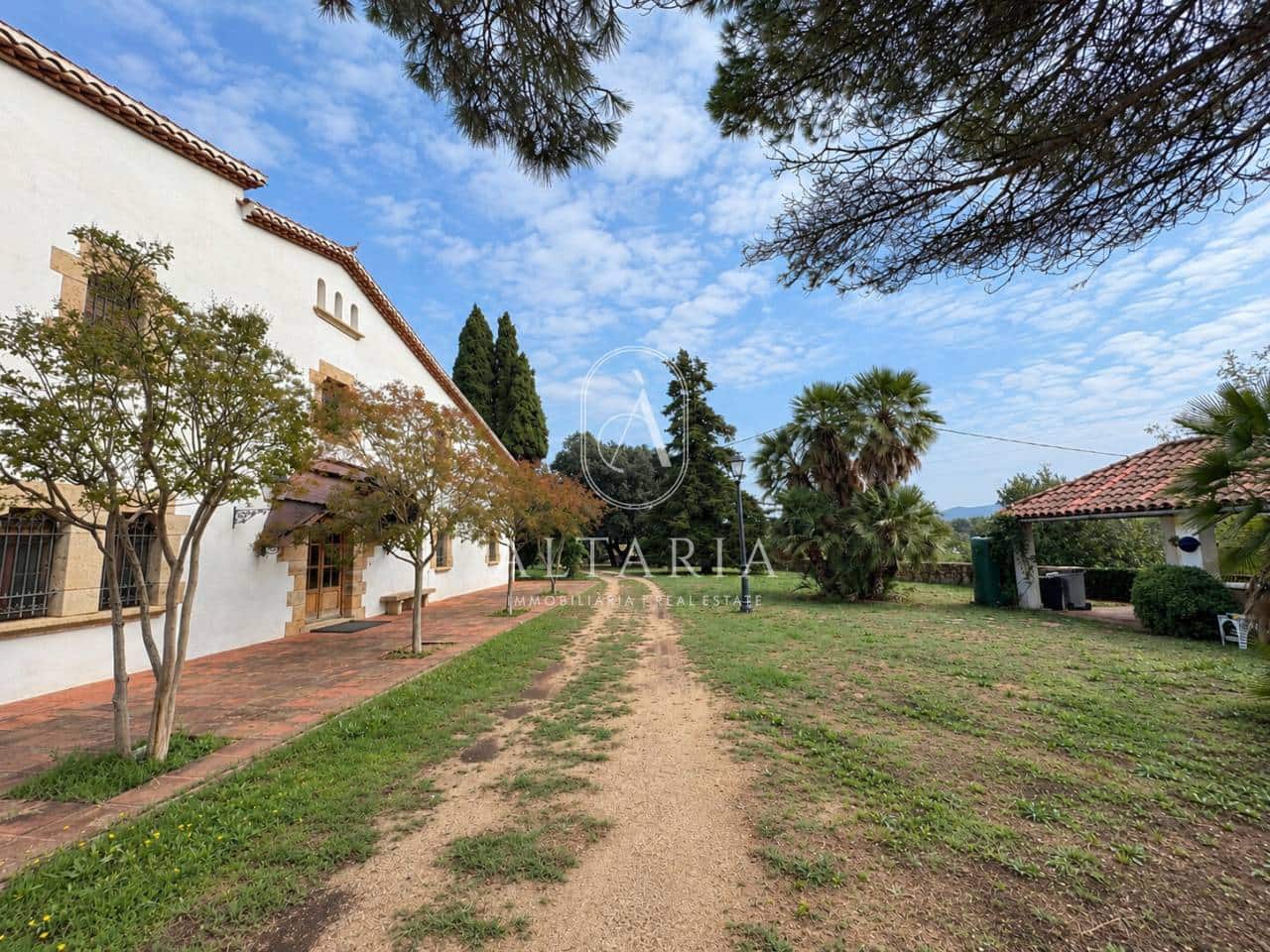 9 slaapkamer Finca/Landhuis te koop in Tordera met zwembad - € 1.295.000 (Ref: 10145657)