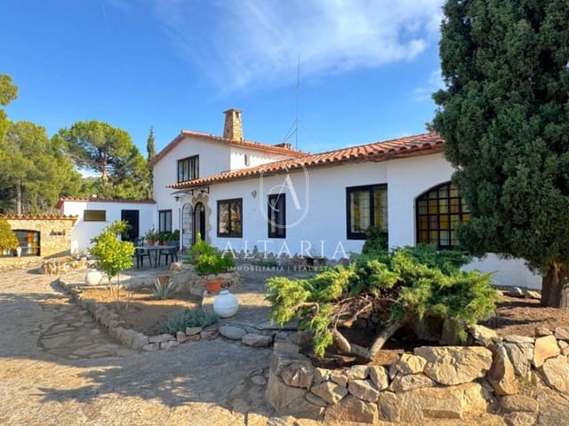 7 slaapkamer Villa te koop in Tossa de Mar - € 975.000 (Ref: 10145658)