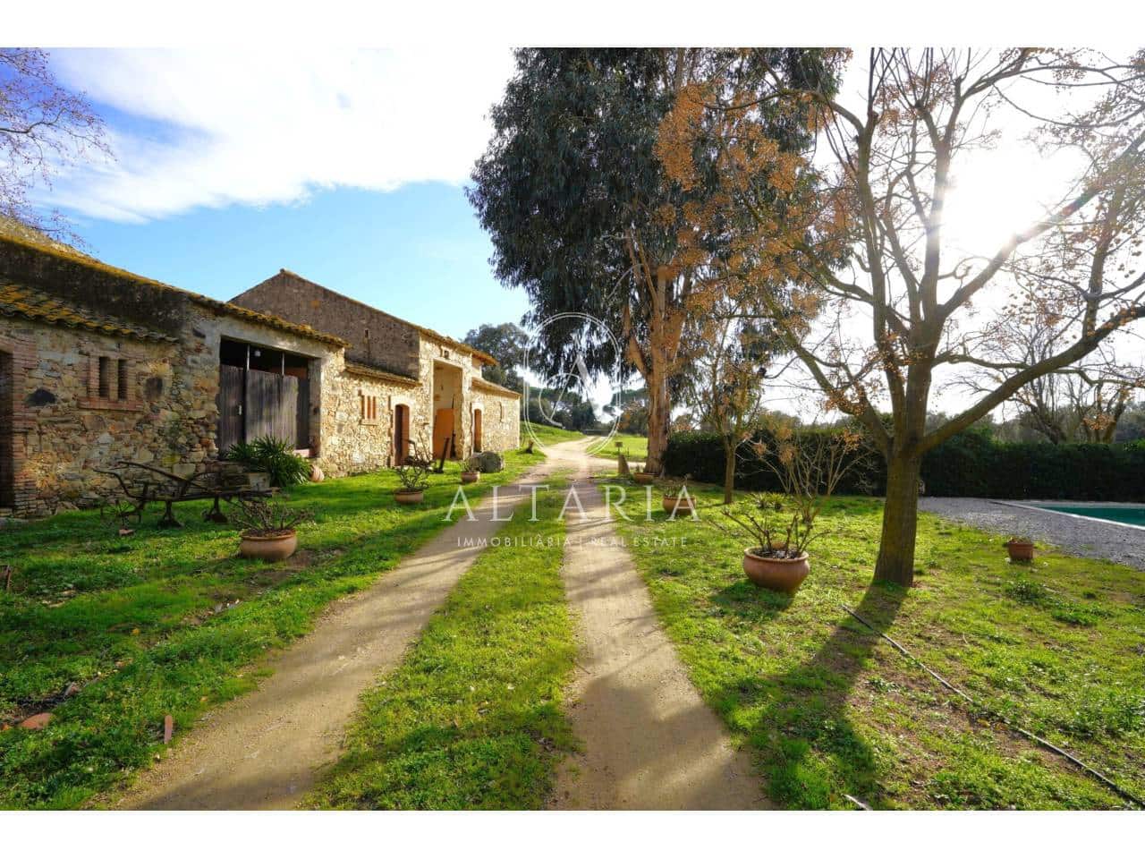 12 Zimmer Finca/Landgut zu verkaufen in Llagostera mit Pool Garage - 4.700.000 € (Ref: 9626252)