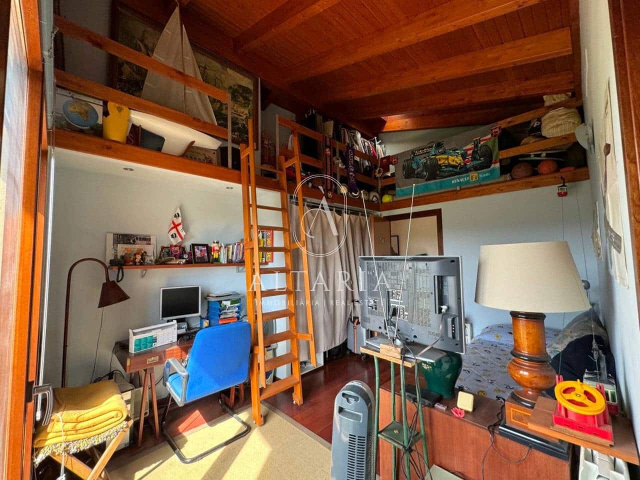 5 slaapkamer Villa te koop in Arenys de Munt met garage - € 649.000 (Ref: 9626253)