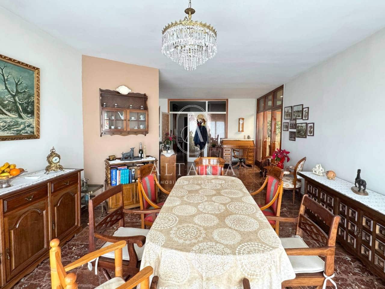 8 makuuhuone Maalaistalo myytävänä paikassa Mataro mukana uima-altaan 
autotalli - 890 000 € (Ref: 9626255)