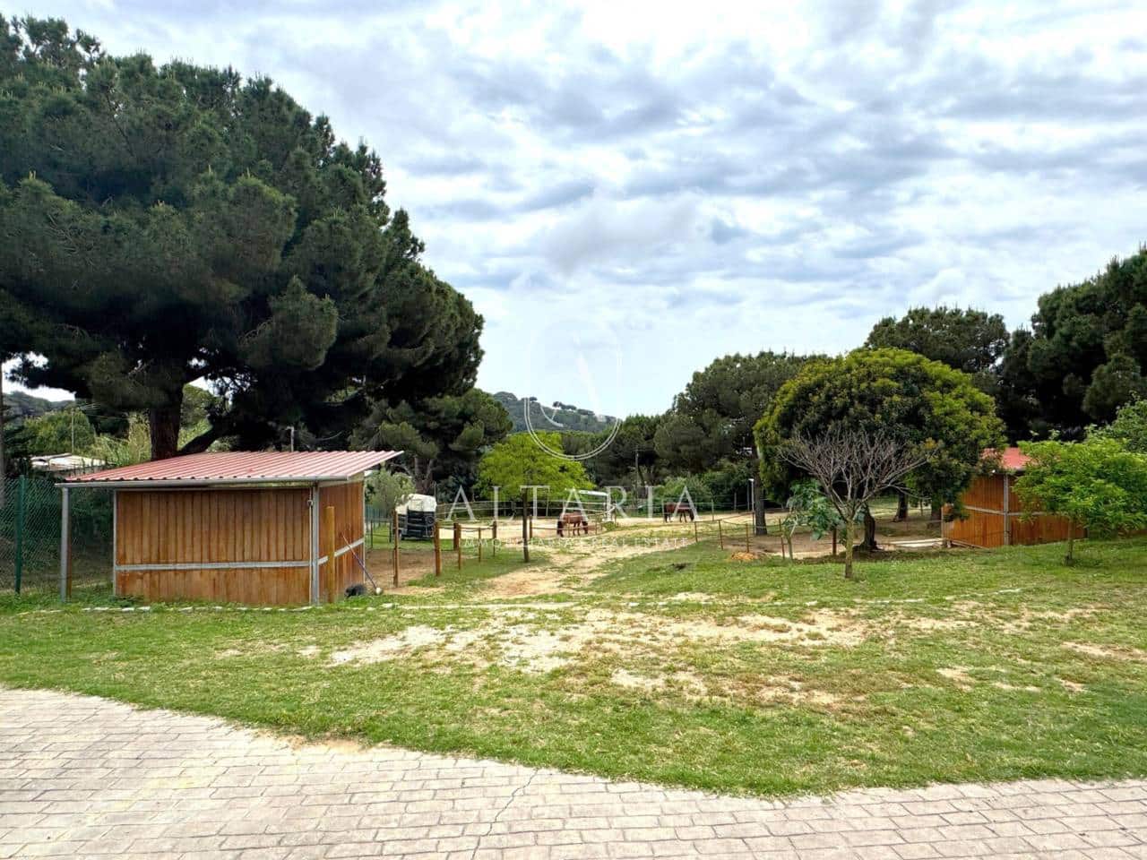 8 makuuhuone Maalaistalo myytävänä paikassa Mataro mukana uima-altaan 
autotalli - 890 000 € (Ref: 9626255)