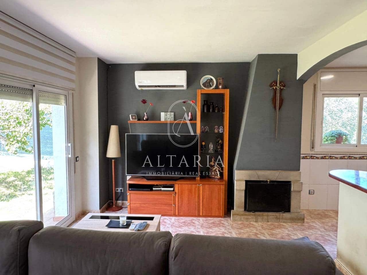 3 sovrum Villa till salu i Palafolls med pool garage - 320 000 € (Ref: 9626256)