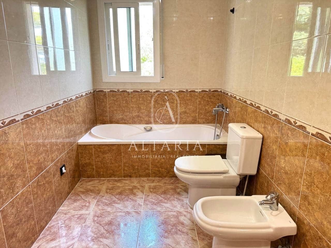 3 sovrum Villa till salu i Palafolls med pool garage - 320 000 € (Ref: 9626256)