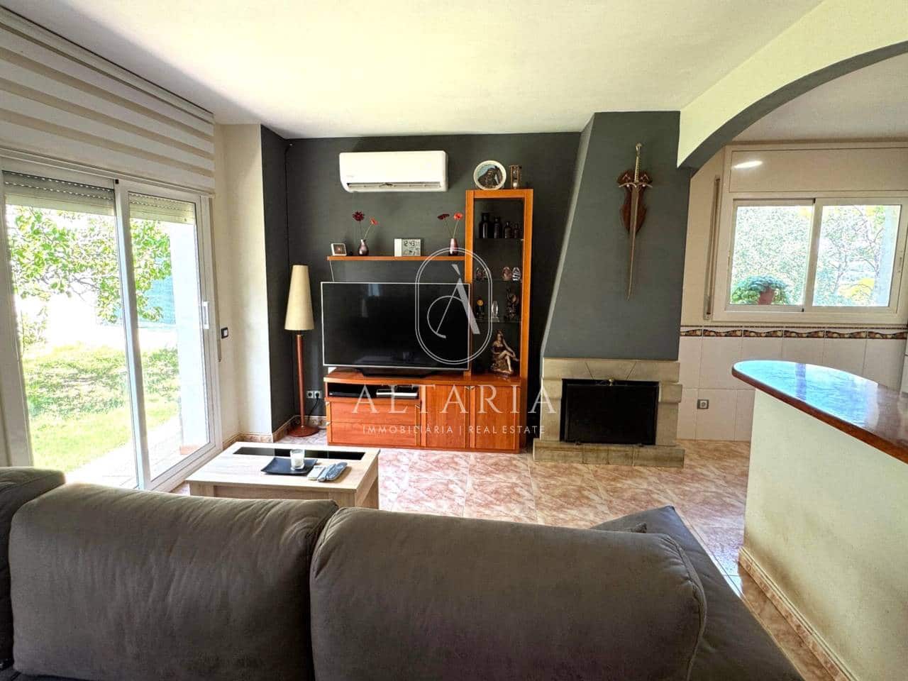 3 sovrum Villa till salu i Palafolls med pool garage - 320 000 € (Ref: 9626256)