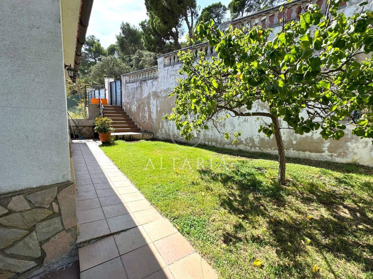 3 sovrum Villa till salu i Palafolls med pool garage - 320 000 € (Ref: 9626256)