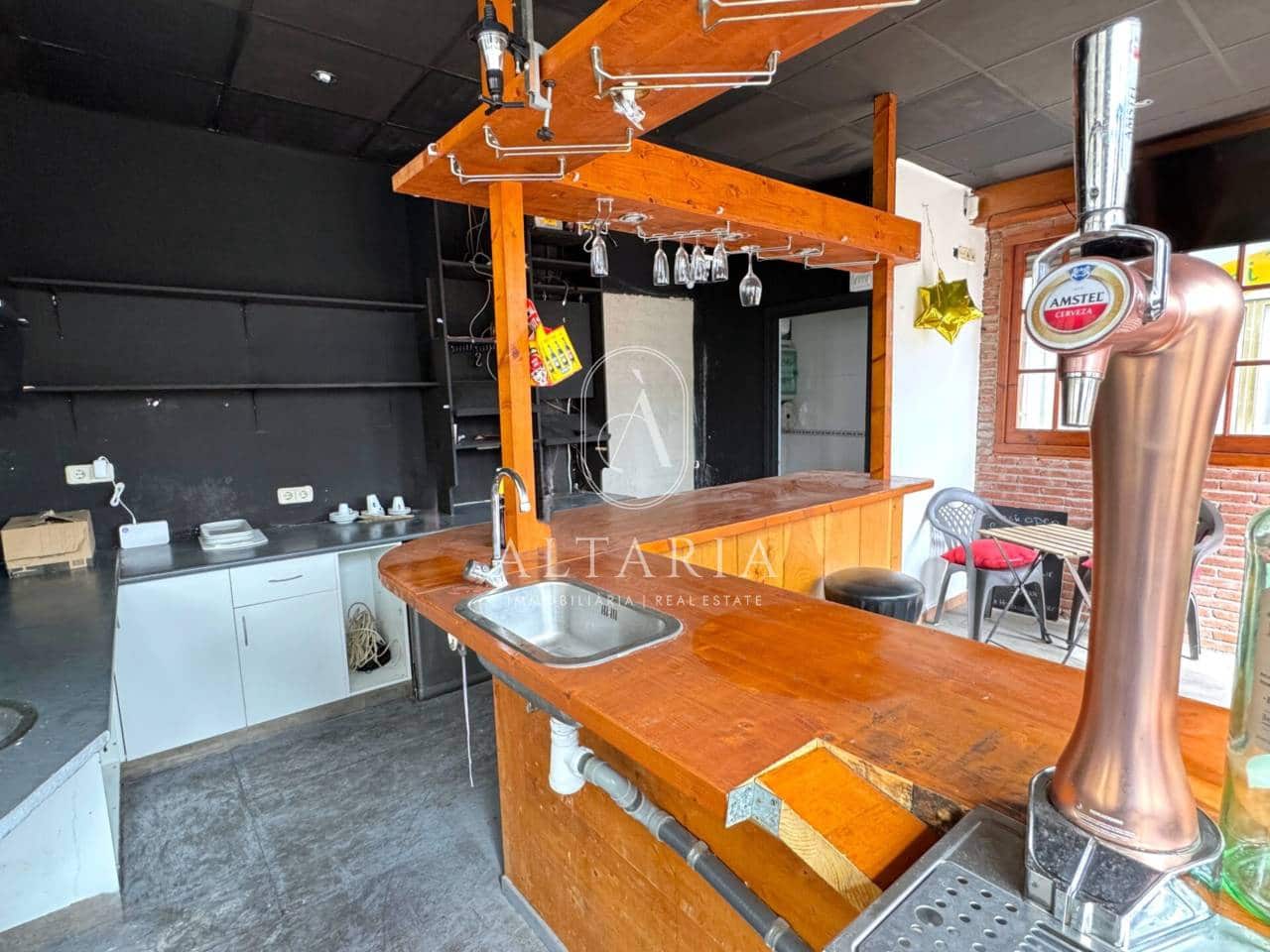 Kaupallinen myytävänä paikassa Malgrat de Mar - 65 000 € (Ref: 9626257)