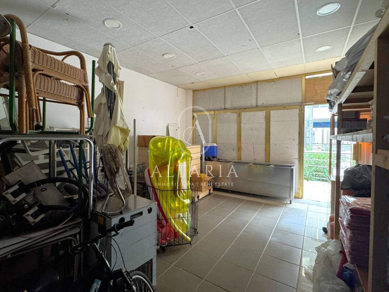 Kaupallinen myytävänä paikassa Malgrat de Mar - 65 000 € (Ref: 9626257)