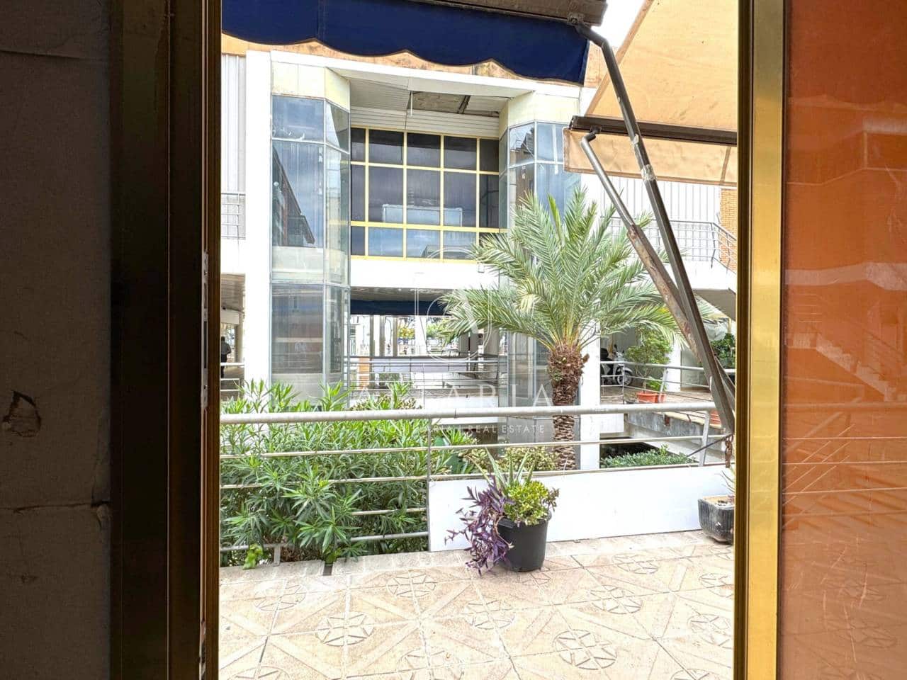 Kaupallinen myytävänä paikassa Malgrat de Mar - 65 000 € (Ref: 9626257)