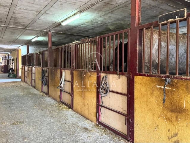 10 makuuhuone Maalaistalo myytävänä paikassa Celrà mukana uima-altaan - 600 000 € (Ref: 9626261)