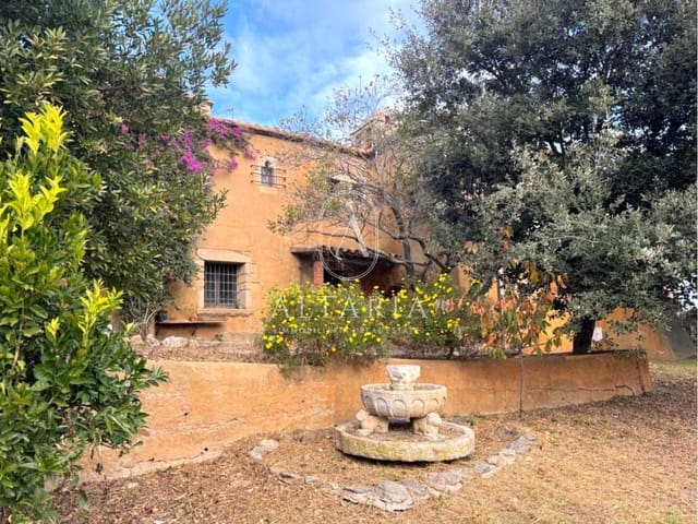 10 Zimmer Finca/Landgut zu verkaufen in Llagostera mit Pool Garage - 1.080.000 € (Ref: 9626262)