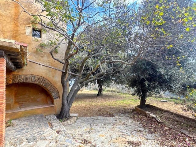 10 Zimmer Finca/Landgut zu verkaufen in Llagostera mit Pool Garage - 1.080.000 € (Ref: 9626262)