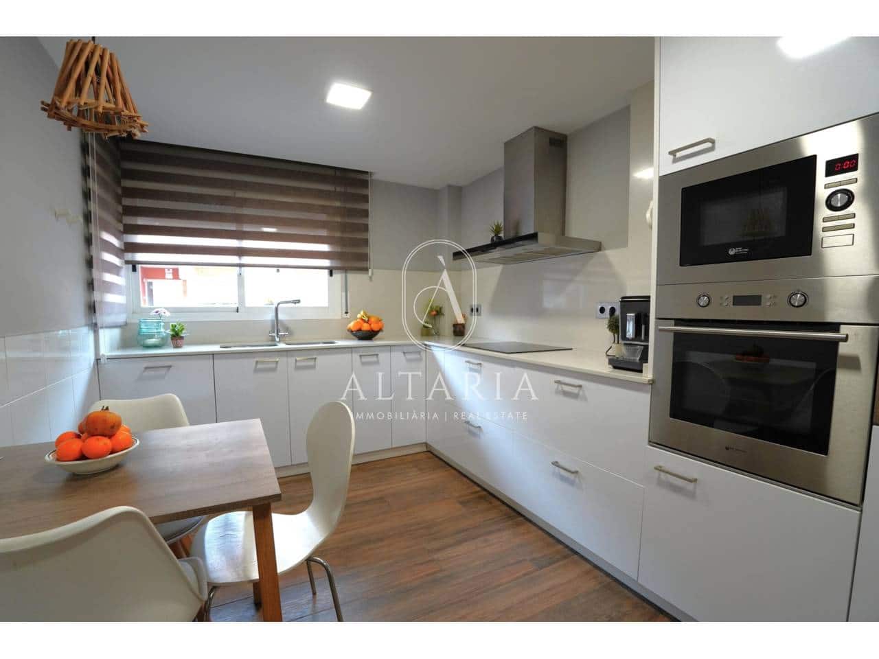 4 sovrum Hus till salu i Malgrat de Mar med garage - 468 000 € (Ref: 9626265)