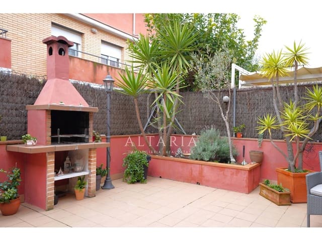 4 sovrum Hus till salu i Malgrat de Mar med garage - 468 000 € (Ref: 9626265)