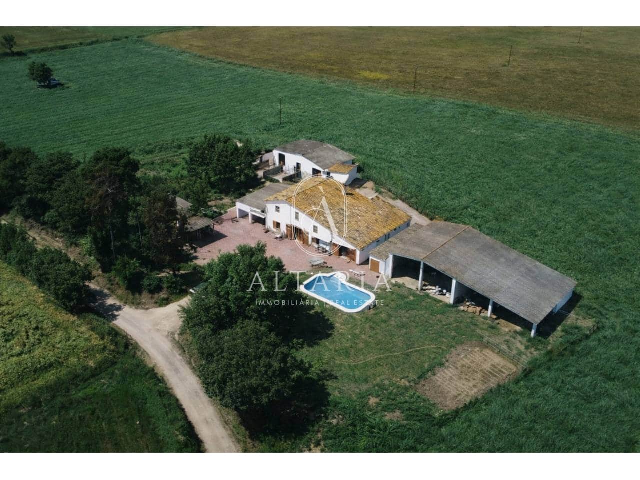 5 soveværelse Finca/Landehus til salg i Sils med swimmingpool - € 740.000 (Ref: 9626268)