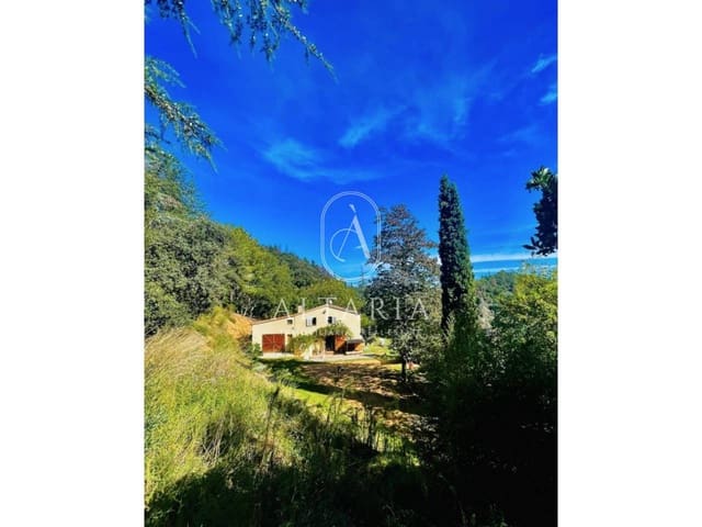 4 slaapkamer Finca/Landhuis te koop in Arbúcies met garage - € 378.000 (Ref: 9626272)