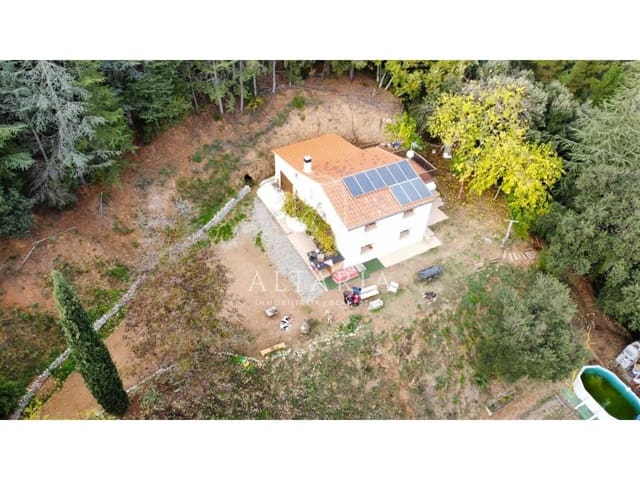 4 slaapkamer Finca/Landhuis te koop in Arbúcies met garage - € 378.000 (Ref: 9626272)