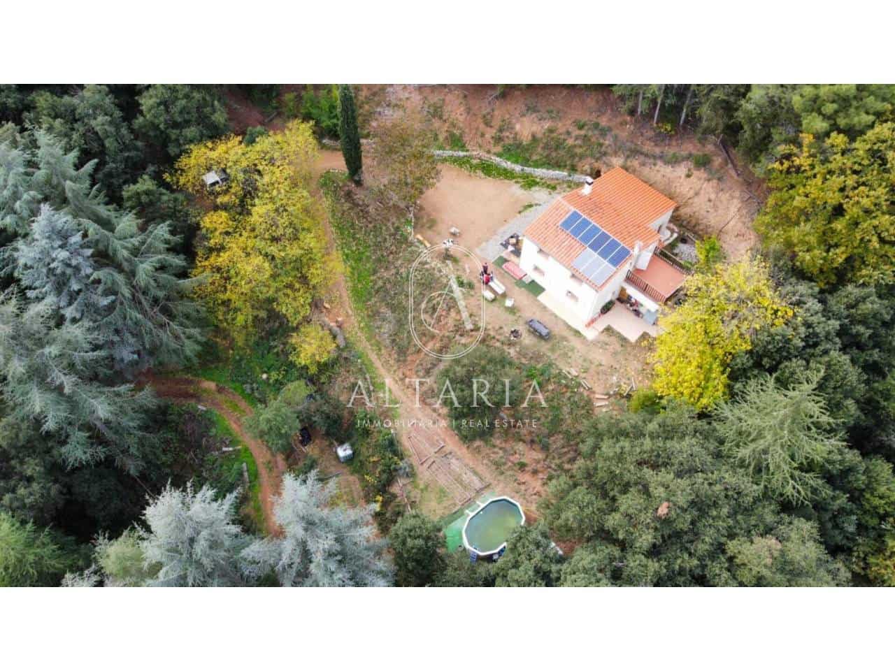 4 slaapkamer Finca/Landhuis te koop in Arbucies met garage - € 378.000 (Ref: 9626272)