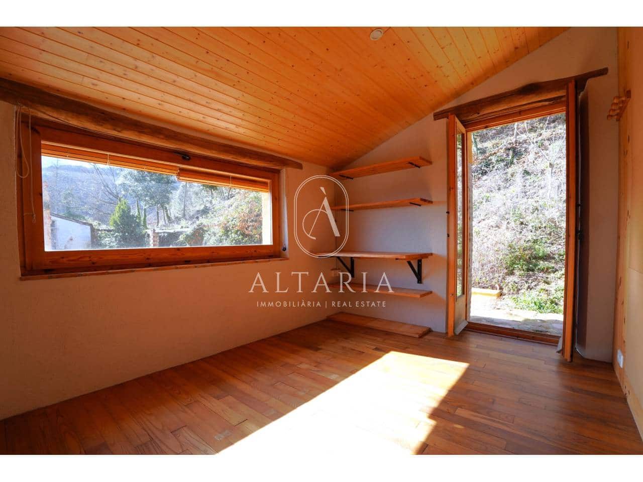 2 slaapkamer Finca/Landhuis te koop in Sant Hilari Sacalm - € 268.000 (Ref: 9629487)