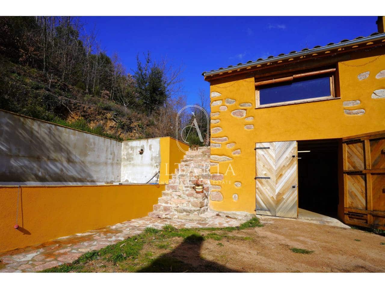 2 slaapkamer Finca/Landhuis te koop in Sant Hilari Sacalm - € 268.000 (Ref: 9629487)