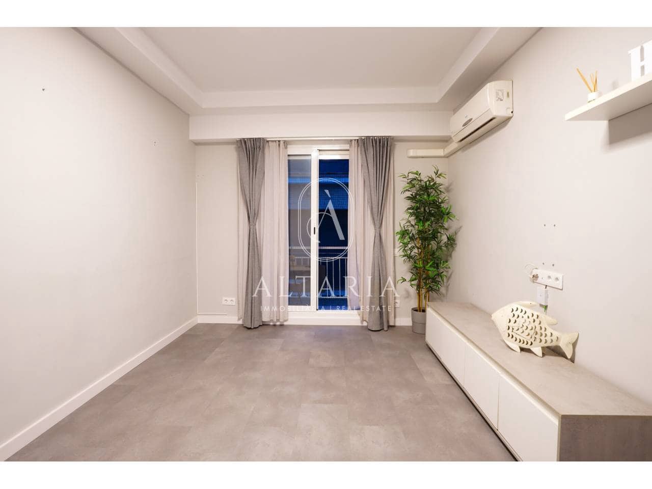 3 bedroom Flat for sale in Malgrat de Mar - € 182,000 (Ref: 9703356)