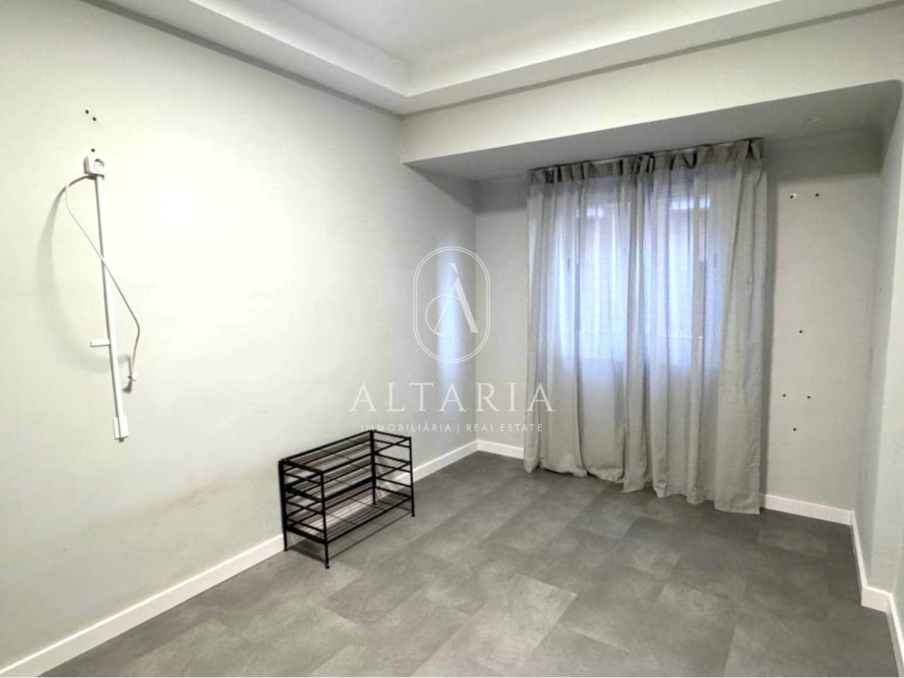 3 bedroom Flat for sale in Malgrat de Mar - € 182,000 (Ref: 9703356)