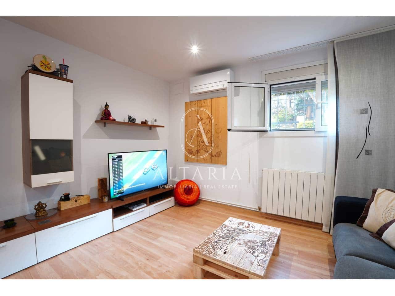 2 bedroom Flat for sale in Hostalric - € 179,000 (Ref: 9714366)