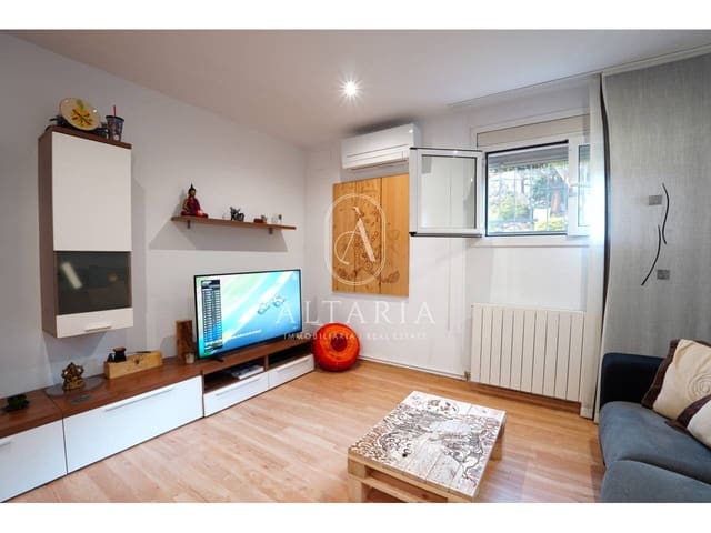 2 soveværelse Lejlighed til salg i Hostalric - € 179.000 (Ref: 9714366)